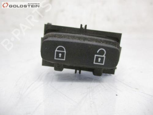 switch-volvo-v70-iii-135-d5-973980-2007-2008-2009-2010-2011-2012-2013-2014-2015-2016-18759045 main image