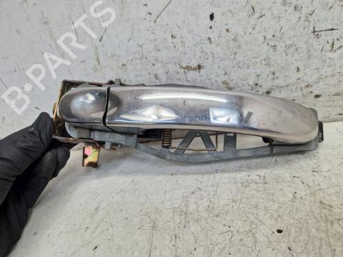 Used Front right exterior door handle Front right exterior door handle 37138186 37138186