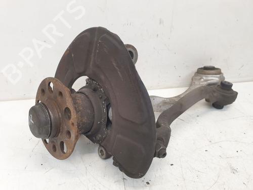 Used Right front steering knuckle Right front steering knuckle MERCEDES-BENZ E-CLASS T-Model (S212) E 200 CDI / BlueTEC (212.205, 212.206) (136 hp) 33907504 33907504