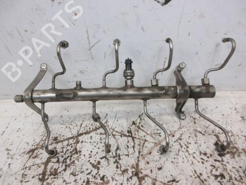 Used Injection rail PORSCHE CAYENNE (92A) 4.8 Turbo (500 hp) 23111012