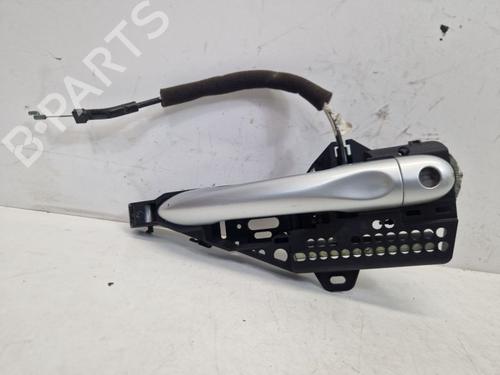 Used Front left exterior door handle Front left exterior door handle 37143637 37143637