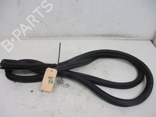 Used Rubber door seal AUDI A1 Sportback (8XA, 8XF) 1.2 TFSI (86 hp) 25826141