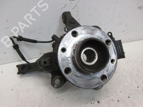 Used Left front steering knuckle RENAULT CLIO IV (BH_) 1.2 16V (73 hp) 29098688