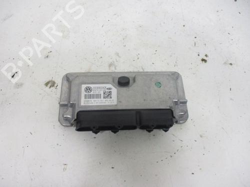 Used Engine control unit (ECU) VW GOLF PLUS V (5M1, 521) 1.4 16V (80 hp) 18796228