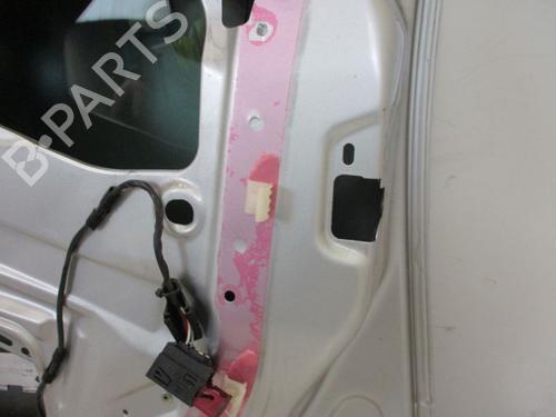 Right front door OPEL ASTRA H Estate (A04) 1.7 CDTI (L35) | BP26647599C3 