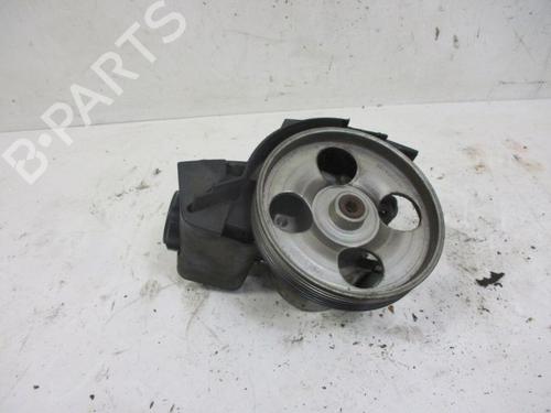Used Steering pump PEUGEOT 206+ (2L_, 2M_) 1.1 (60 hp) 18798419