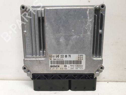 Used Engine control unit (ECU) Engine control unit (ECU) MERCEDES-BENZ S-CLASS (W220, V220) S 320 CDI (220.025, 220.125) (204 hp) 33907617 33907617