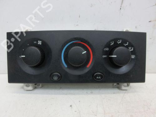 Used Climate control Climate control 37132593 37132593