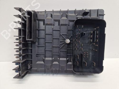 fuse-box-vw-golf-vi-5k1-2008-2009-2010-2011-2012-2013-2014-31703983 main image