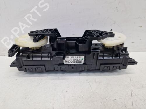 Climate control VW TRANSPORTER T5 Bus (7HB, 7HJ, 7EB, 7EJ) 1.9 TDI | BP32230162I5