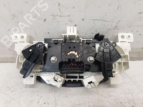 Climate control RENAULT TWINGO III (BCM_, BCA_) 1.0 SCe 70 | BP37094497I5 - Image 6