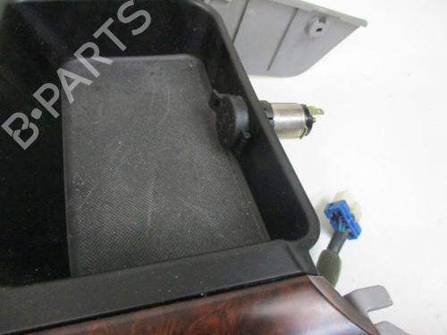 Middle console KIA SORENTO I (JC) 2.5 CRDi 4WD | BP37115871I22 - Image 5