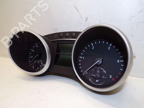 Multifunctionele display MERCEDES-BENZ M-CLASS (W164) ML 350 4-matic (164.186) (272 hp) 18806318
