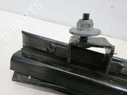 Front left quarter glass PEUGEOT 407 Coupe (6C_) 2.7 HDi | BP29089212C111 