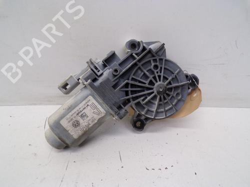 Used Right front window motor VW UP! (121, 122, BL1, BL2, BL3, 123) 1.0 (60 hp) 18801346