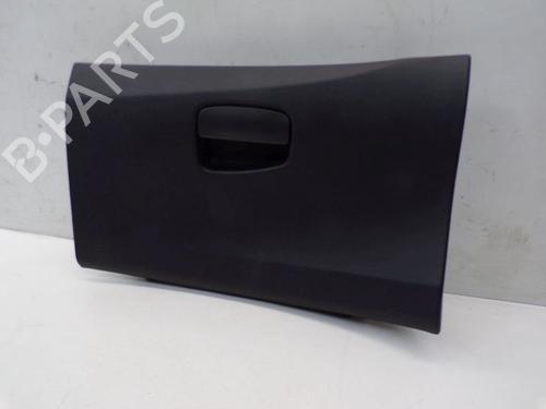 Handskerum CITROËN C3 II (SC_) 1.2 VTi 82 (82 hp) 30667653