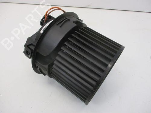 Used Heater blower motor RENAULT CLIO IV (BH_) 1.2 TCe 120 (BHM0) (120 hp) 18804357