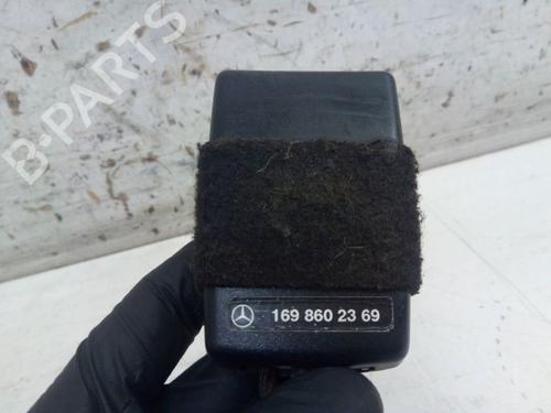 Seat buckle MERCEDES-BENZ A-CLASS (W169) A 150 (169.031, 169.331) | BP28001570I32 