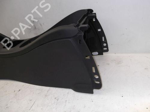 Middle console RENAULT MEGANE III Hatchback (BZ0/1_, B3_) 1.6 16V (BZ1B, BZ1H) | BP29085799I22 