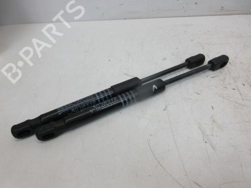 Used Tailgate lift support BMW 5 (G30, F90) 520 i (184 hp) 29098447