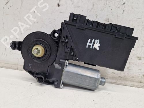 Rudehejsemotor bagstkærm højre Rudehejsemotor bagstkærm højre 38757942 38757942