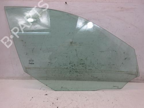 front-right-quarter-glass-mercedes-benz-e-class-t-model-s212-2009-2010-2011-2012-2013-2014-2015-2016-37127252 main image