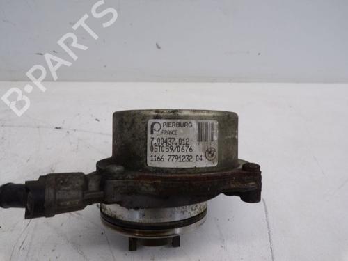 Vacuum pump BMW 5 Touring (E61) 525 d | BP29094337M80 