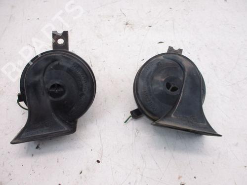 horn-kia-sorento-i-jc-2002-2003-2004-2005-2006-2007-2008-2009-2010-2011-37121527 main image