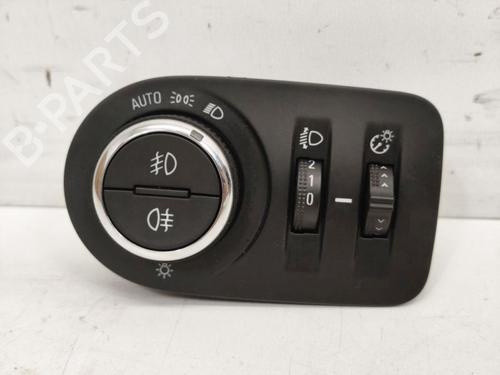 Used Headlight switch Headlight switch 39062758 39062758