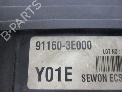 Fuse box KIA SORENTO I (JC) 3.5 V6 4WD | BP18796086E1