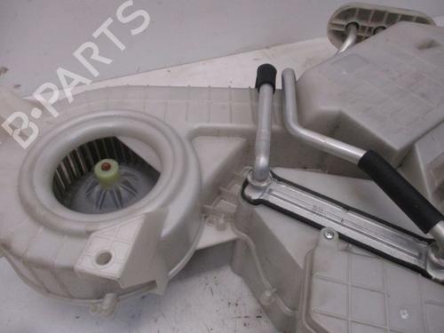 Heater blower motor MITSUBISHI GRANDIS (NA_W) 2.0 DI-D (NA8W) | BP18802647M62 