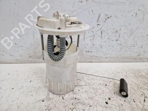 Used Fuel pump RENAULT KANGOO Express (FW0/1_) 1.5 dCi 90 (FW0G, FW05, FW08, FW11) (90 hp) 25826499