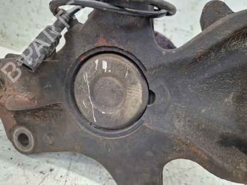 Left front steering knuckle MERCEDES-BENZ SPRINTER 3,5-t Van (B906) 316 CDI (906.631, 906.633, 906.635, 906.637) | BP28307657M25 
