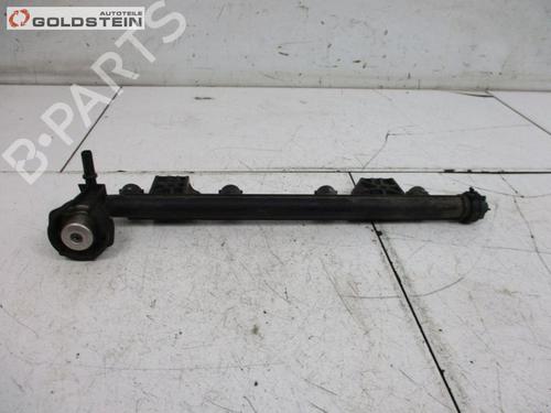 Used Injection rail Injection rail 37109228 37109228