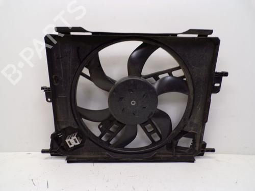 Køleblæser RENAULT TWINGO III (BCM_, BCA_) 1.0 SCe 70 (71 hp) 18801419