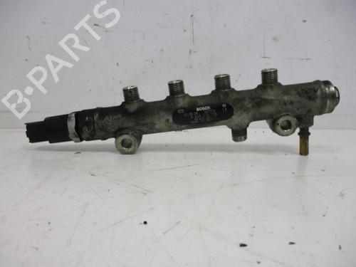 Used Injection rail FIAT DOBLO MPV (119_, 223_) 1.9 D Multijet (120 hp) 18793535