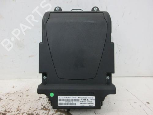 Used Display monitor PEUGEOT 5008 (0U_, 0E_) 2.0 HDi (163 hp) 19299660
