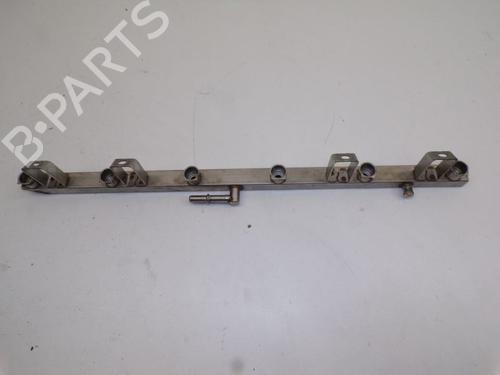 Used Injection rail BMW 5 (E60) 523 i (177 hp) 29094792