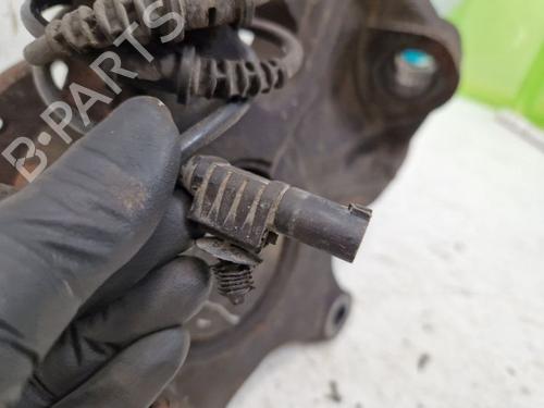 Left front steering knuckle MERCEDES-BENZ SPRINTER 3,5-t Van (B906) 316 CDI (906.631, 906.633, 906.635, 906.637) | BP28307657M25 