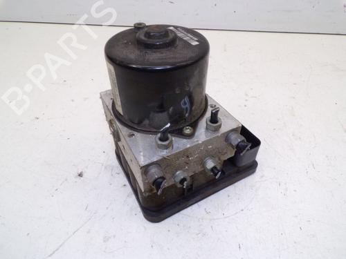 Used Electronic module VOLVO V50 (545) 1.8 (125 hp) 29084957