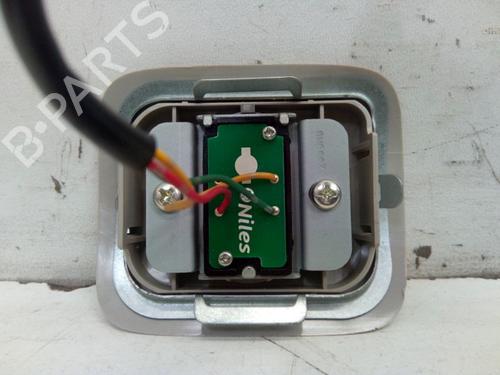 Switch NISSAN QASHQAI I (J10, NJ10) 2.0 | BP31703070I30 