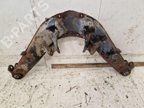 Used Rear axle Rear axle MERCEDES-BENZ /8 (W115) 230.4 (115.017) (110 hp) 33907932 33907932