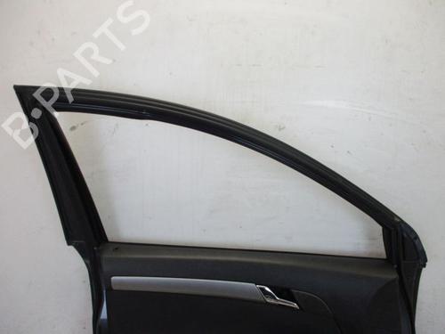 Left front door OPEL ANTARA A (L07) 2.0 CDTI 4x4 | BP26647511C2 