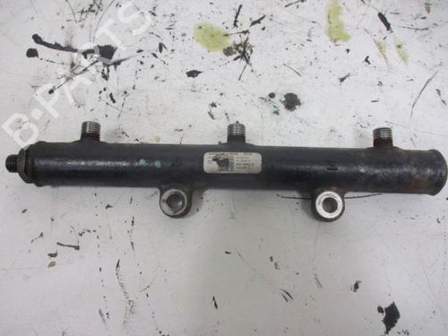 Used Injection rail Injection rail 37113717 37113717