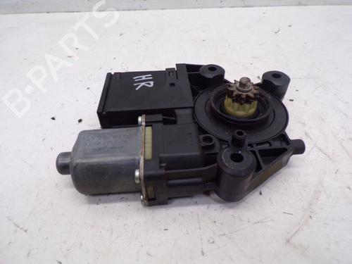 Rudehejsemotor bagstkærm højre RENAULT GRAND SCÉNIC III (JZ0/1_) 1.6 dCi (JZ00, JZ12) (130 hp) 18804938