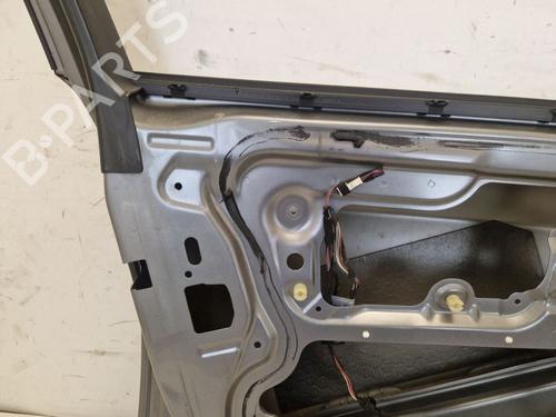 Left front door BMW 3 Touring (E91) 330 i | BP29103233C2 