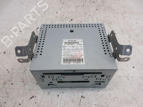 Used Radio MITSUBISHI LANCER VIII Sportback (CX_A) 1.6 MIVEC (117 hp) 19298431