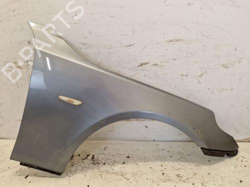 Used Right front fenders BMW 5 Touring (E61) 525 xi (218 hp) 27508640