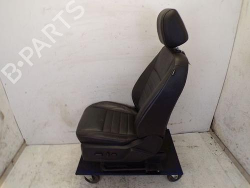 Left front seat FORD FOCUS III Saloon 1.6 TDCi | BP37122970C15 - Image 4