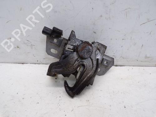 Used Hood lock VOLVO V50 (545) 1.8 (125 hp) 18806045